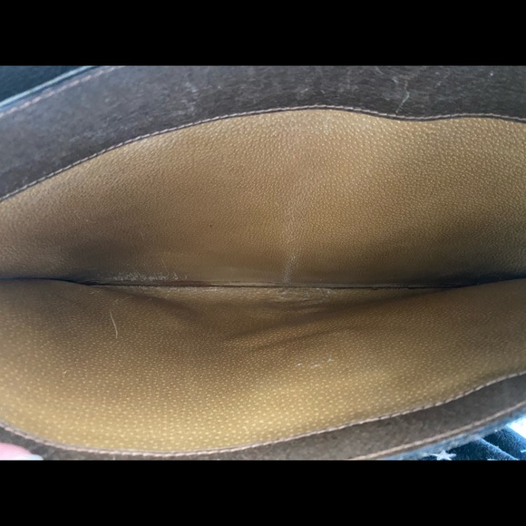 SOLD 1970s Vintage Gucci Portfolio Clutch Purse - Picture 9 of 14